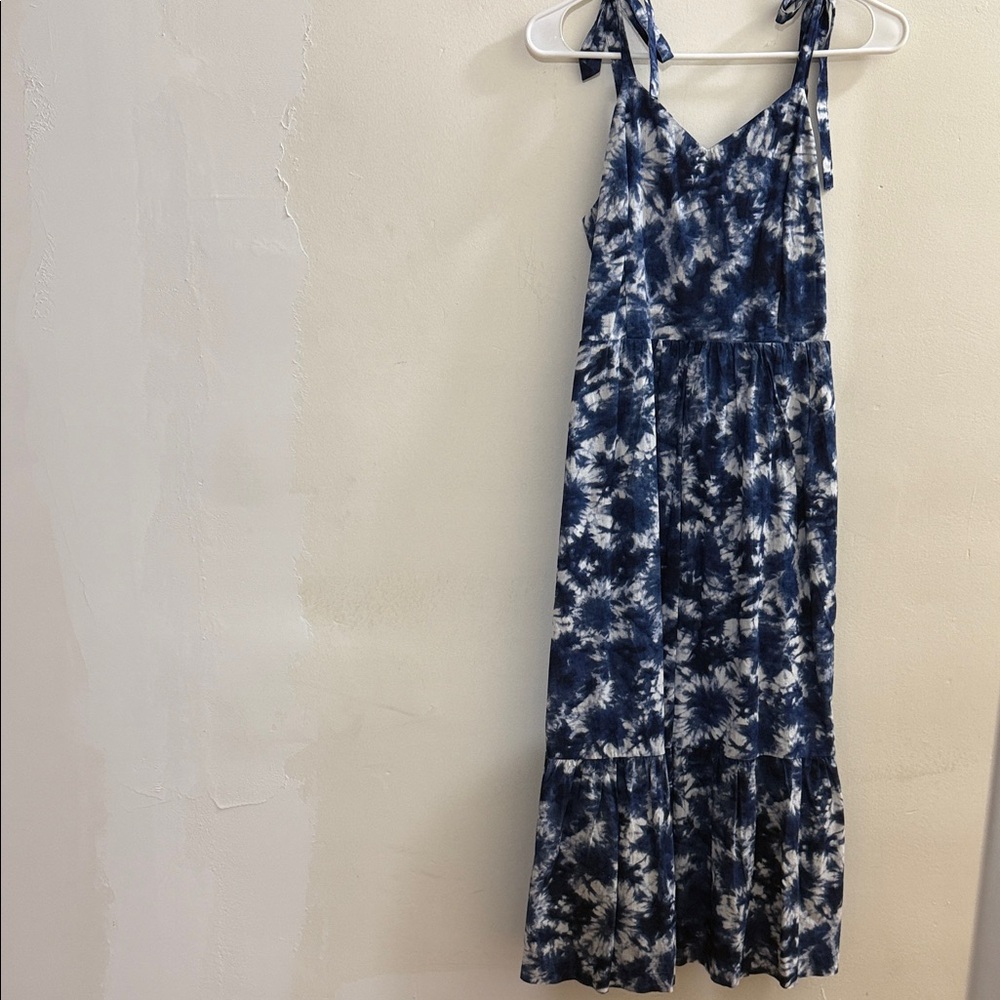 GAP Blue and White Tie-Dye Maxi Dress